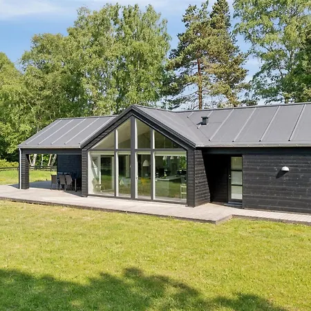 Ella - 1-2km To The Fjord By Interhome Feriehus